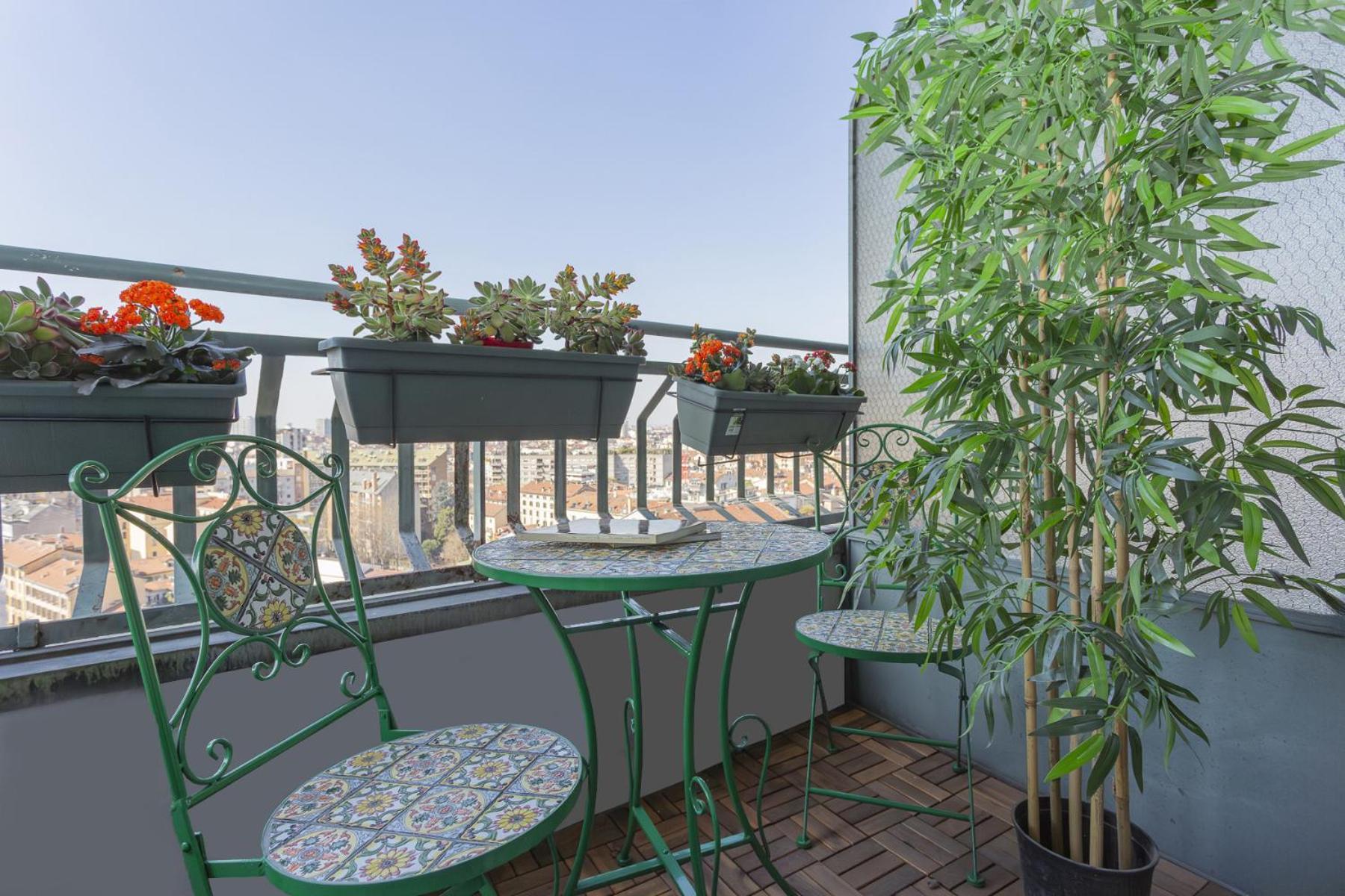 Skyline View Biancamano 1 Bdr With Balcony By Rentopolis Milan Extérieur photo